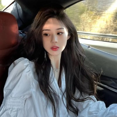 月半爱丽丝